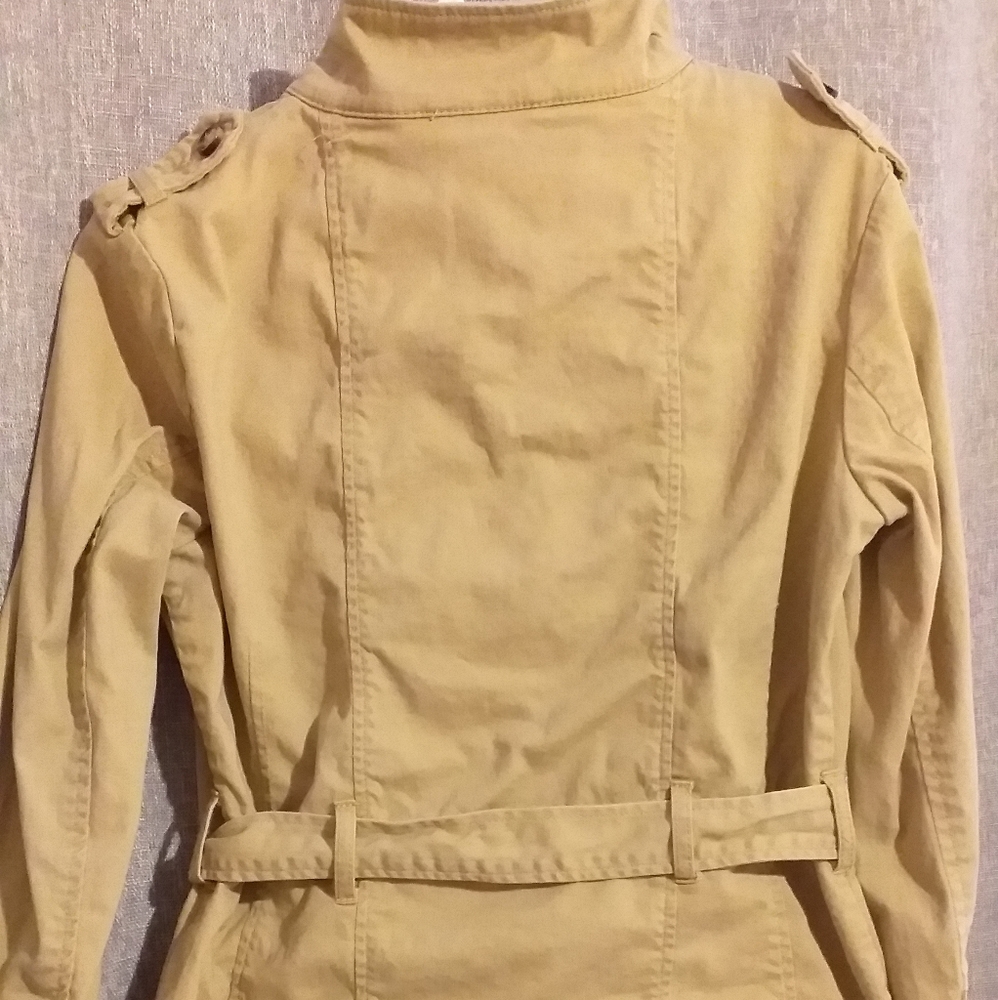 Jacket - Picture 2 of 3